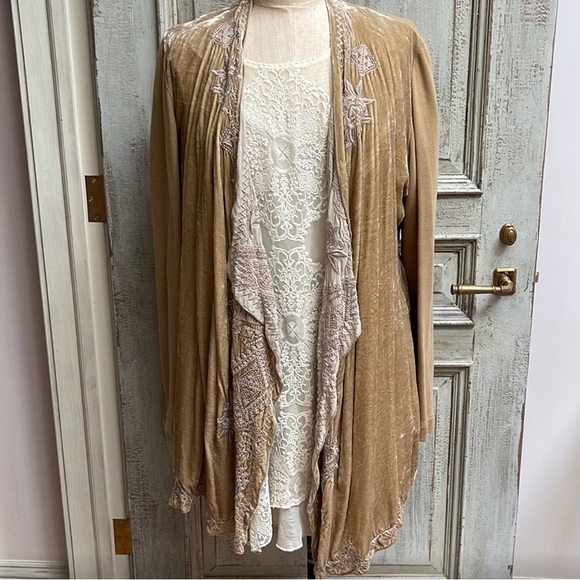 Johnny Was Jackets & Blazers - Johnny Was Los Angeles embroidered mustard colored jacket size L/XL